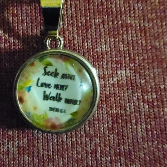 𝅺RELIGIOUS necklaces - Picture 1 of 12